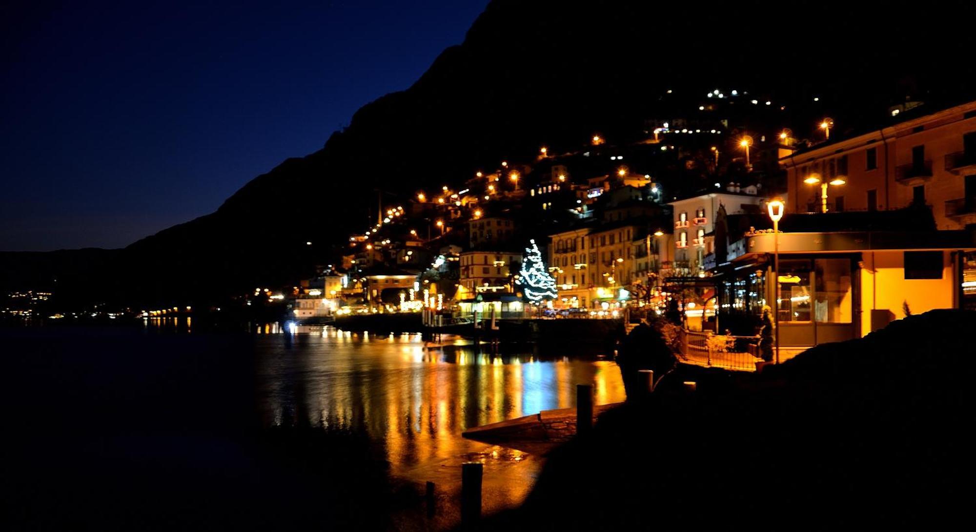 The Romantic Village House - Apartments With Lake View Colonno Exteriér fotografie