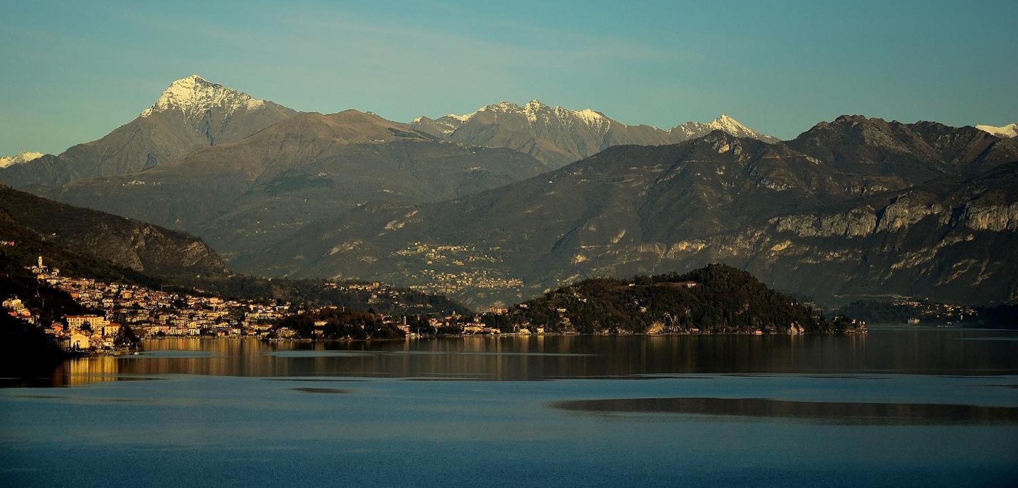 The Romantic Village House - Apartments With Lake View Colonno Exteriér fotografie